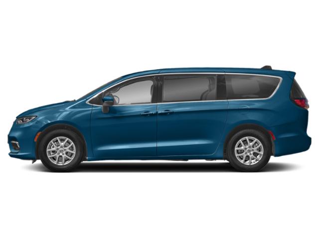 2024 Chrysler Pacifica Lease NYC Exterior Side